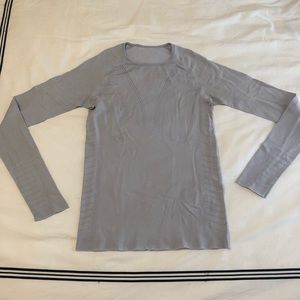 Lululemon long sleeve top
